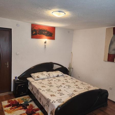Cabana Mare In Intimitate Si Liniste Bosorod Exterior photo