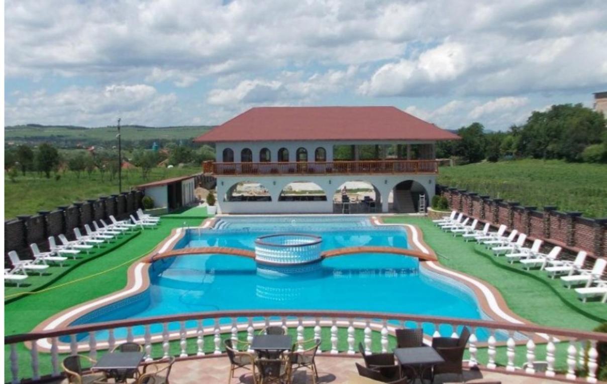 Cabana Mare In Intimitate Si Liniste Bosorod Exterior photo
